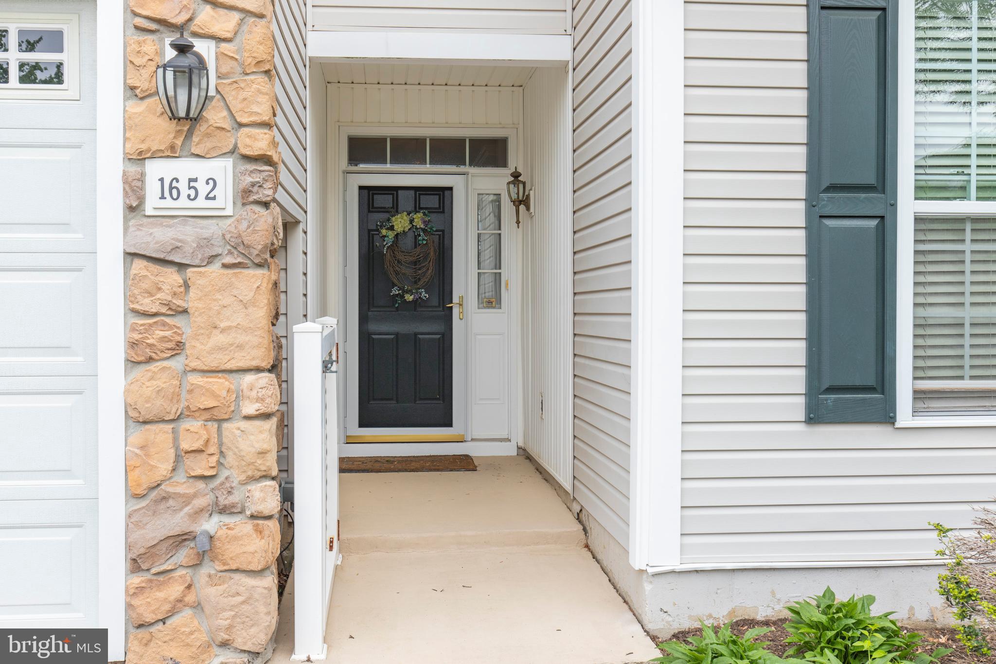 1652 Boxwood Road Garnet Valley, PA 19060 - Photo 2 of 34 Gallery Image 2