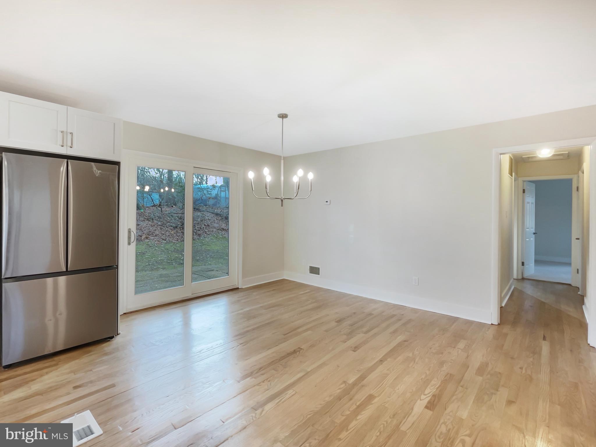 8613 Kerry Lane Springfield, VA 22152 - Photo 17 of 32 Gallery Image 17