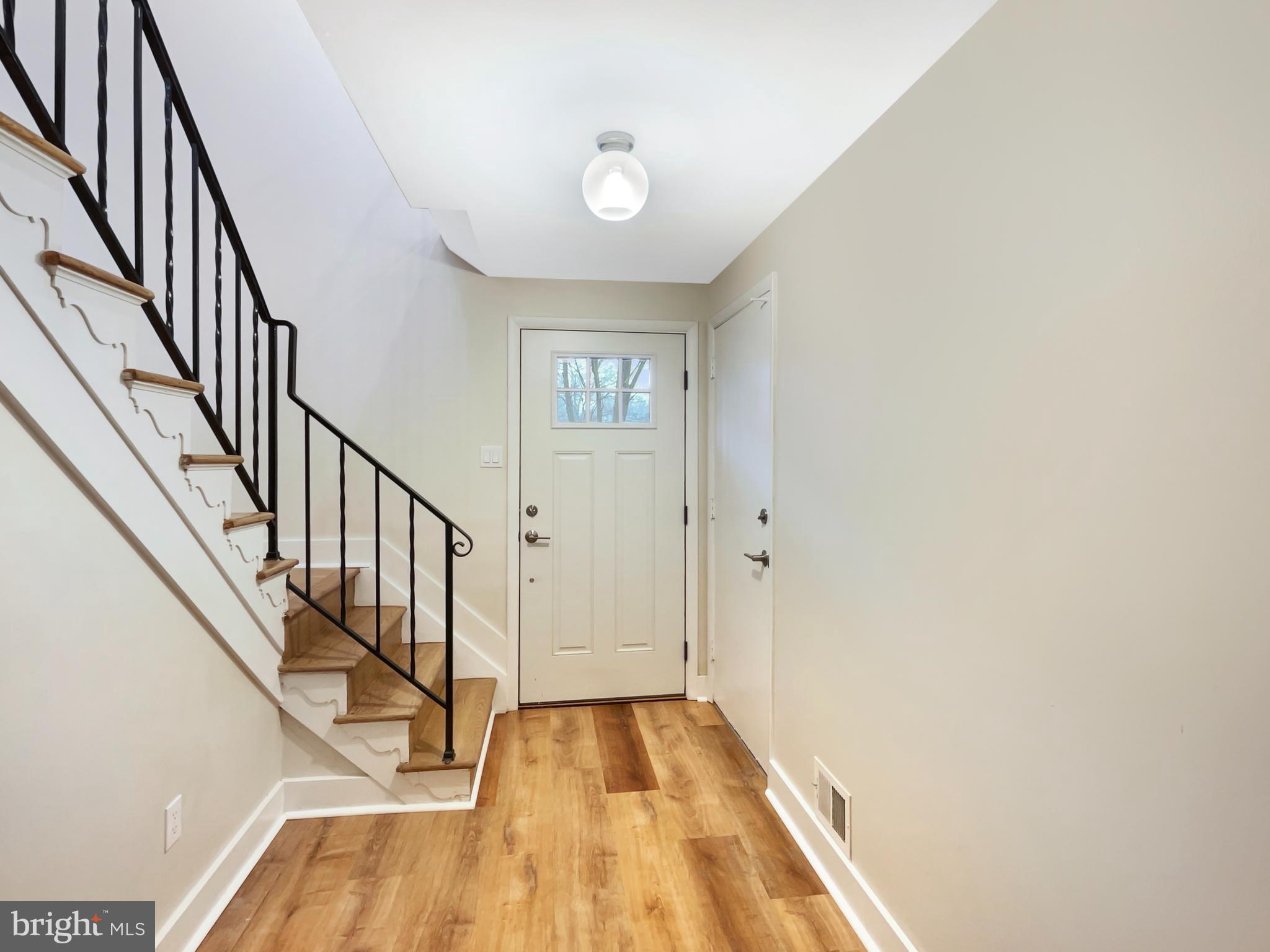 8613 Kerry Lane Springfield, VA 22152 - Photo 29 of 32 Gallery Image 29