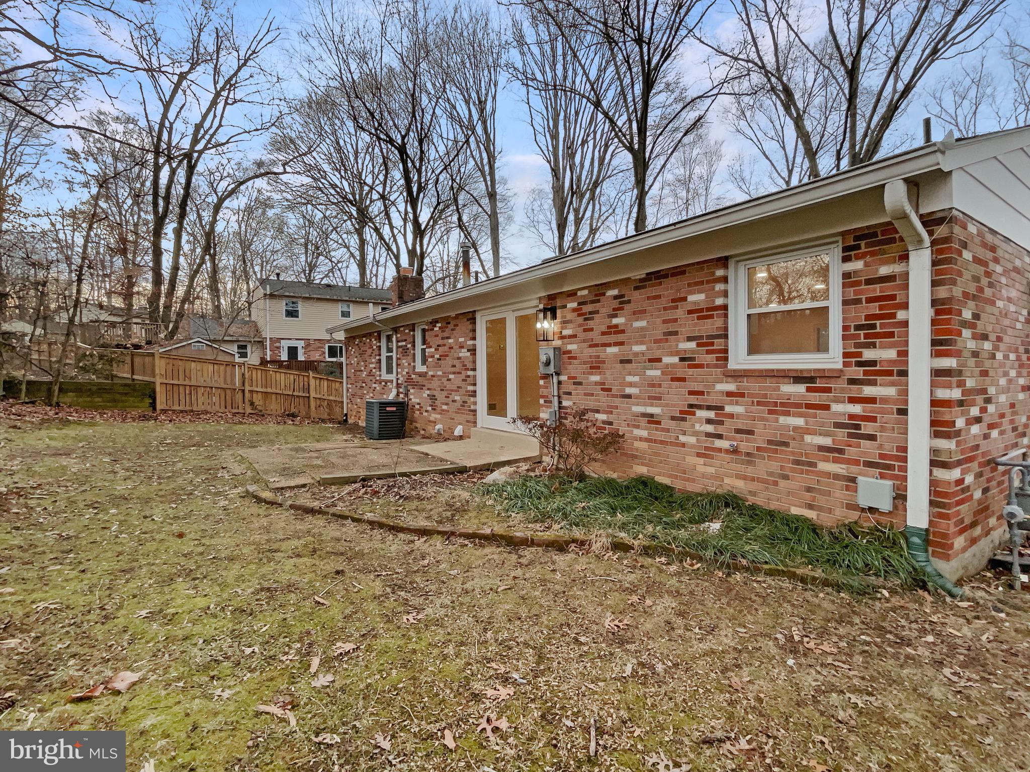 8613 Kerry Lane Springfield, VA 22152 - Photo 8 of 32 Gallery Image 8