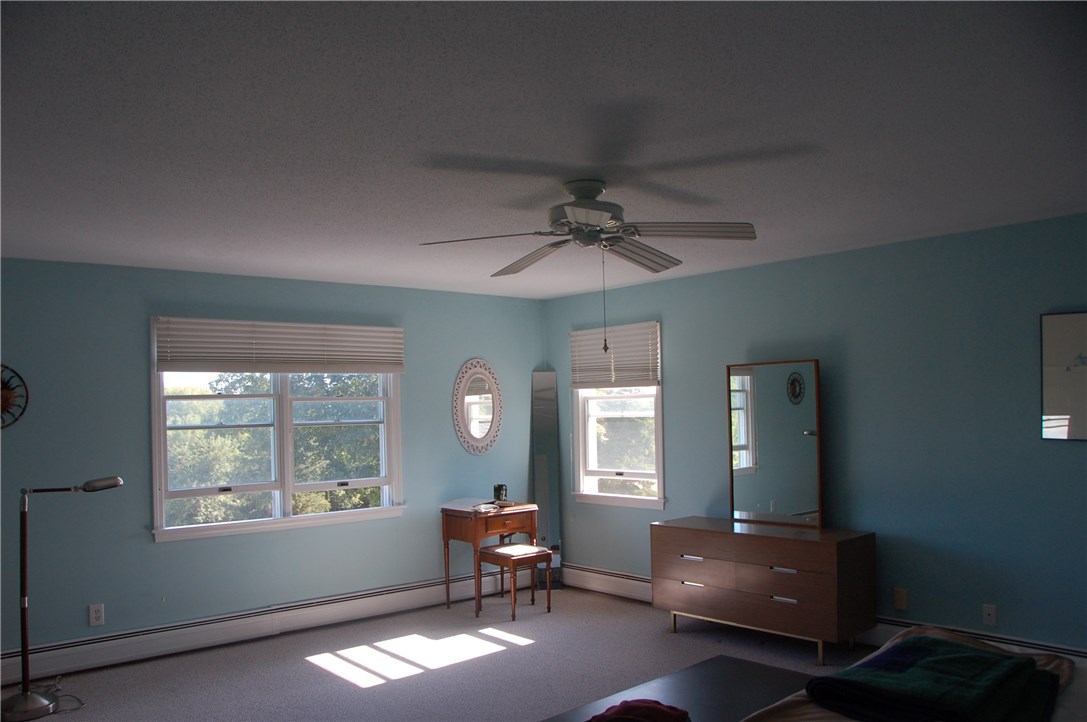 121 Shore Road Westerly, RI 02891 - Photo 13 of 20