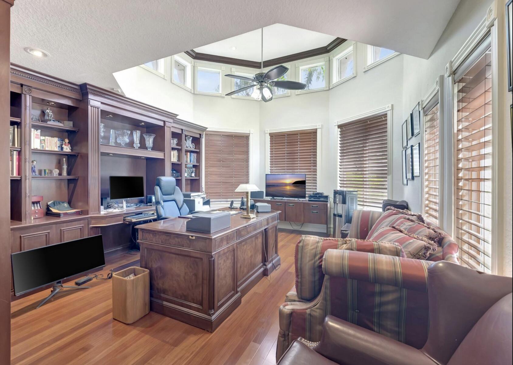 19719 Oakbrook Circle Boca Raton, FL 33434 - Photo 10 of 28 Home Office