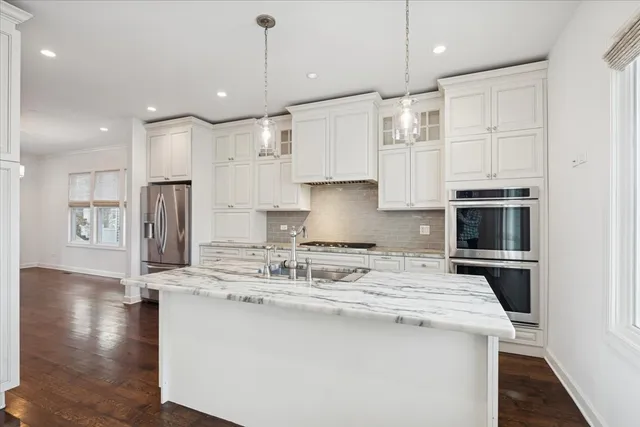 $949,000 | 4036 North Parkside Avenue, Chicago, IL 60634