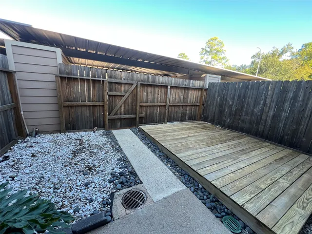 $199,999 | 6700 Richardson Road, Unit 305, Houston, TX 77069