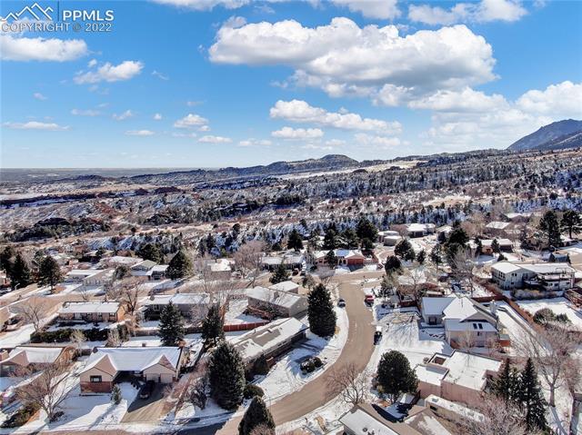 329 Clarksley Road Manitou Springs, CO 80829 - Photo 6 of 14