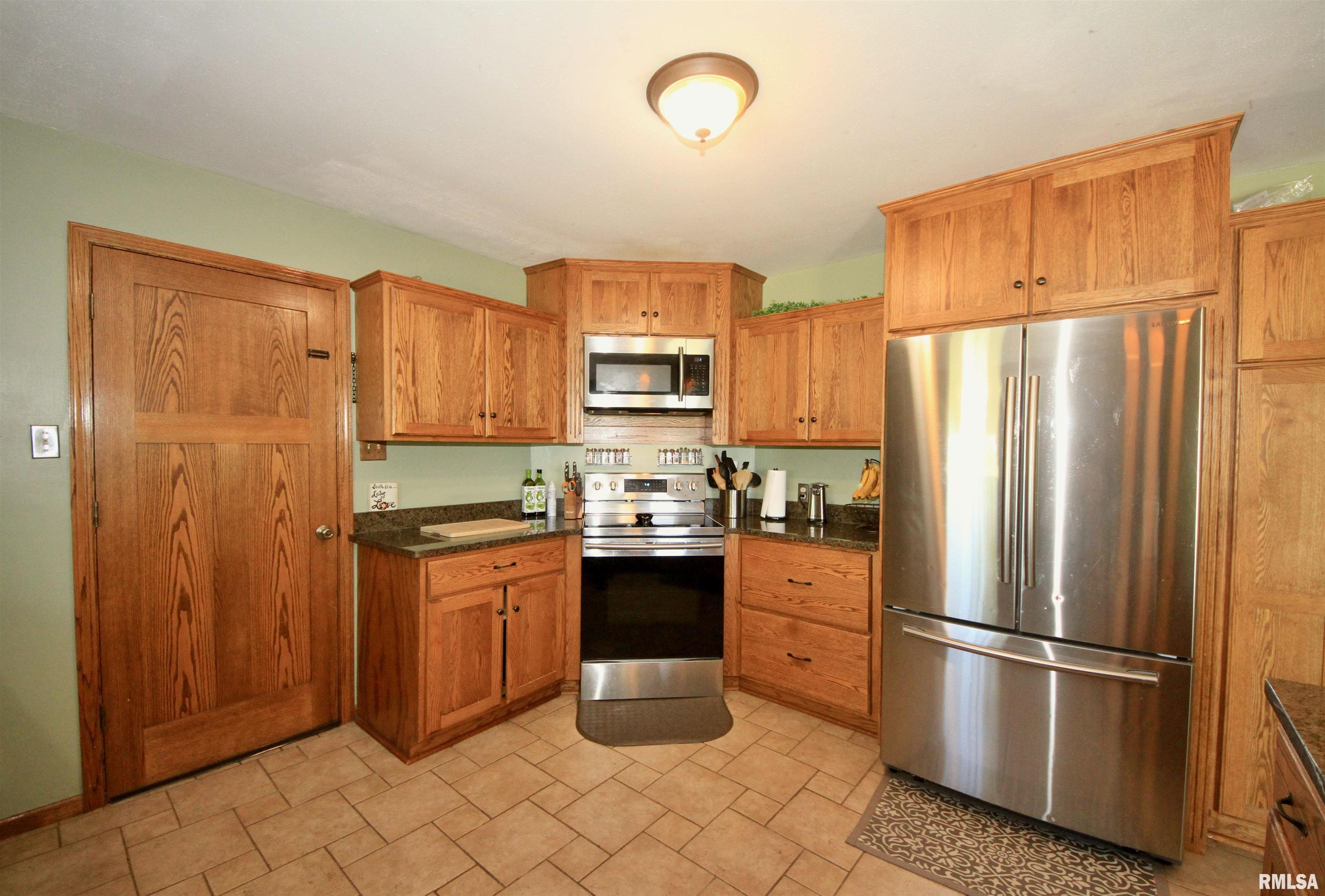 592 Swan Pond Road Jacob, IL 62950 - Photo 14 of 54
