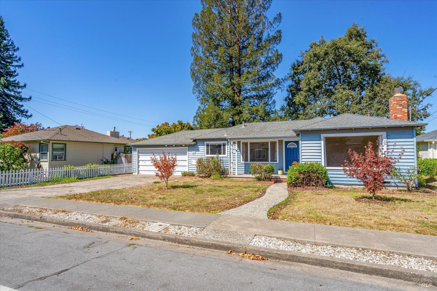 2109 Montecito Avenue Santa Rosa, CA 95404 - Photo 4 of 55 Gallery Image 4