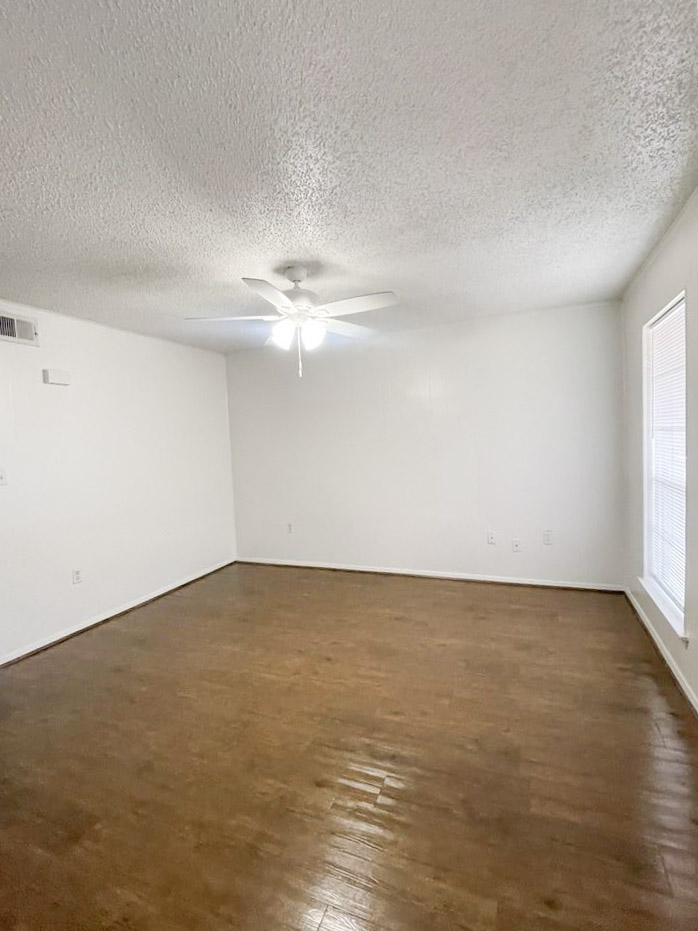 807 East 31st Street, Unit 1 Bryan, TX 77803 - Photo 3 of 7