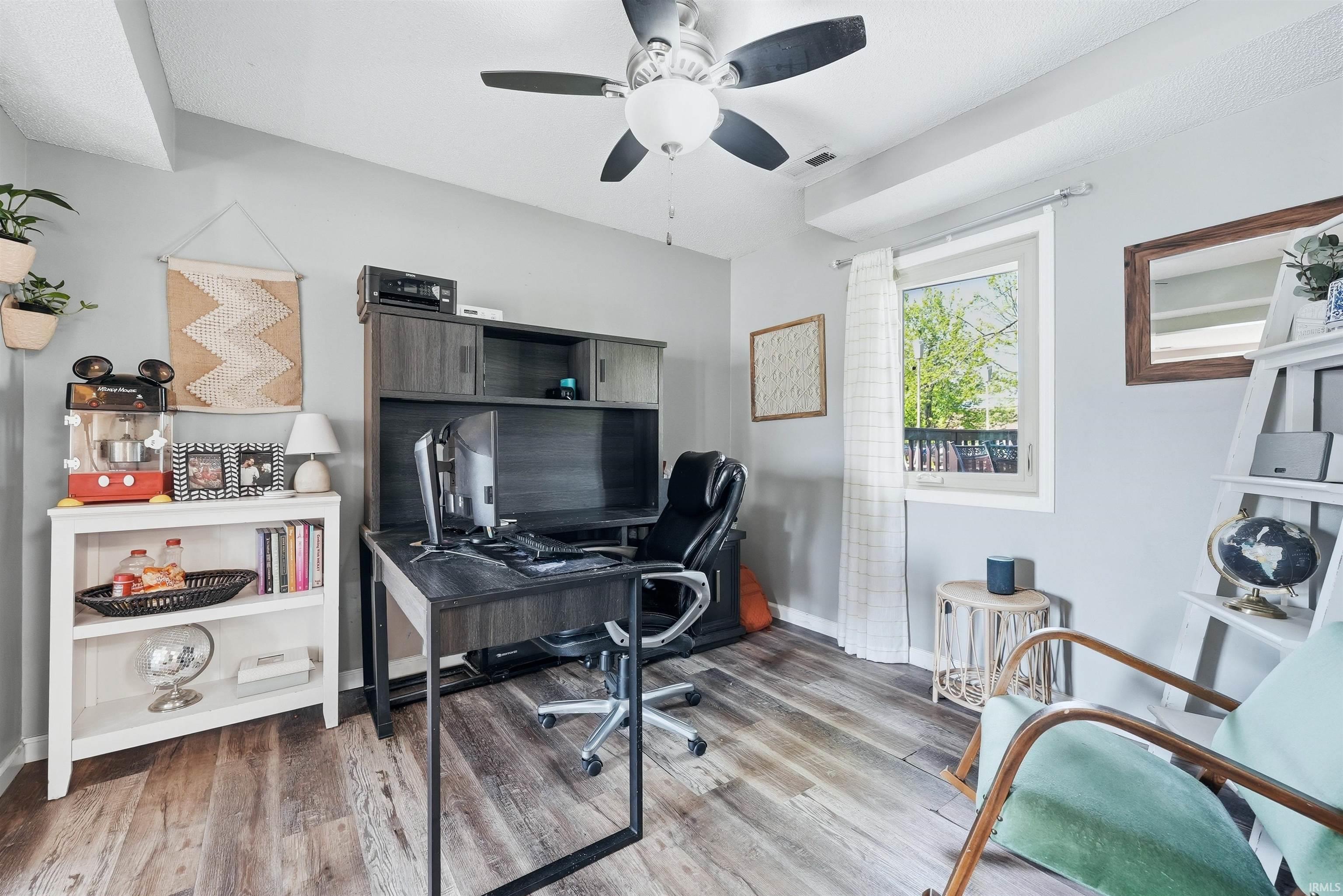 6515 Owl Tree Place Fort Wayne, IN 46825 - Photo 12 of 33