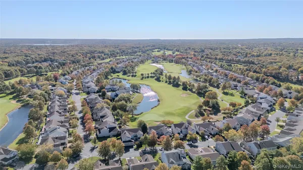 $1,195,000 | 77 Hamlet Drive, Mount Sinai, NY 11766