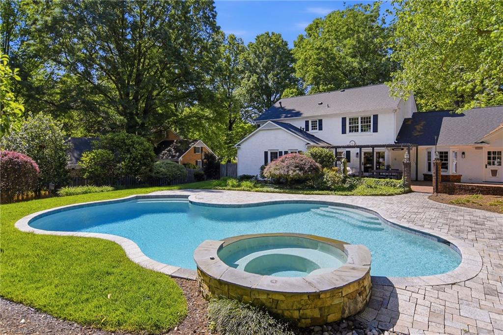 3105 St Regis Road Greensboro, NC 27408 - Photo 31 of 38