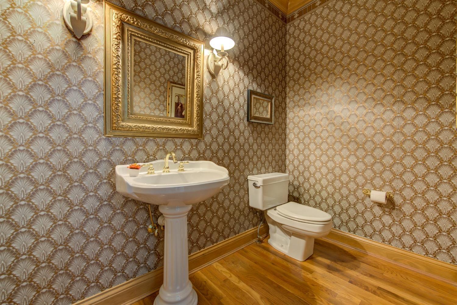 10627 Deerfield Road Montgomery, OH 45242 - Photo 22 of 34