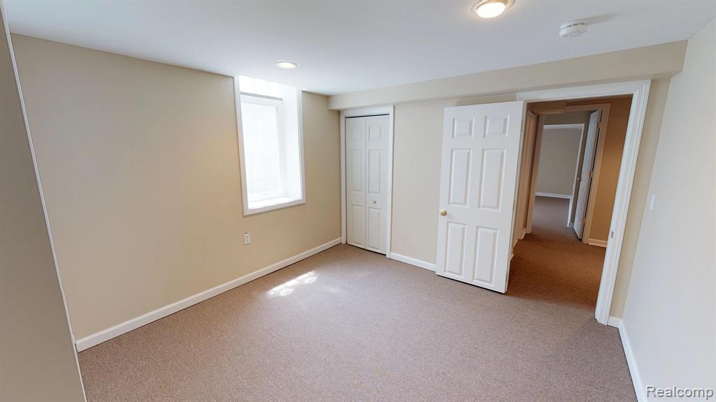 46707 Maidstone Road Canton, MI 48187 - Photo 27 of 33