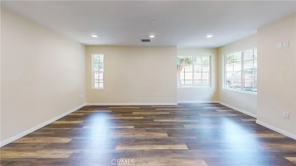 $639,900 | 13960 Almetz Street, Sylmar, CA 91342