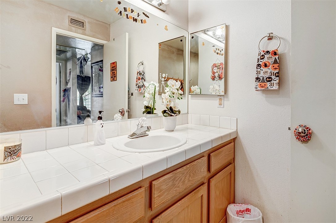 7100 West Pirates Cove Road, Unit 2018 Las Vegas, NV 89145 - Photo 15 of 25