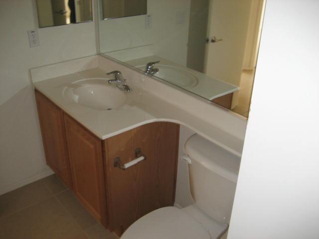 44700 Portabello Road Maricopa, AZ 85139 - Photo 9 of 15 Hall Bathroom