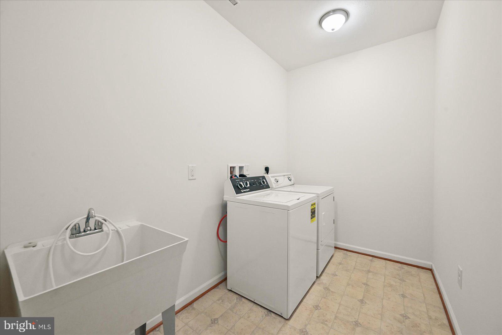 20 Stedtle Avenue Littlestown, PA 17340 - Photo 13 of 43 Laundry Room