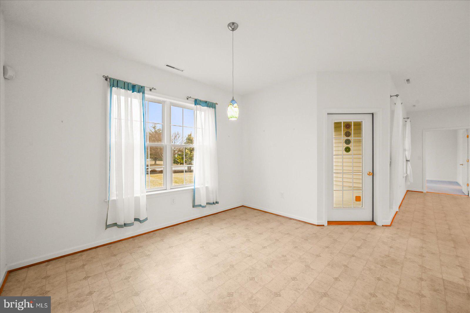 20 Stedtle Avenue Littlestown, PA 17340 - Photo 29 of 43 Dining Area