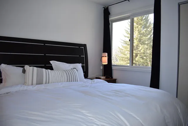 $595,000 | 4112 Bluff Condo Drive, Unit 4112, Sun Valley, ID 83353