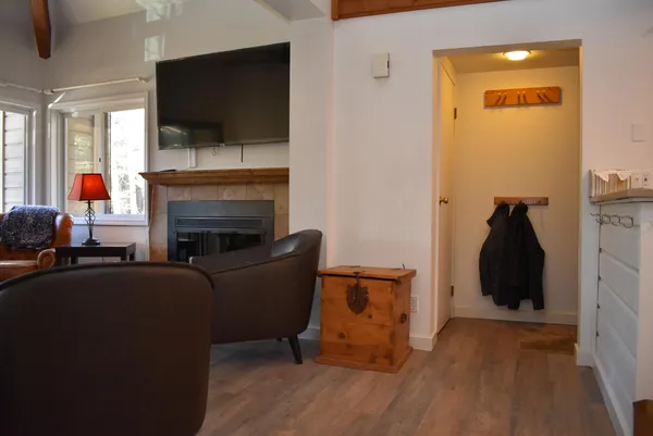 $579,000 | 4112 Bluff Condo Drive, Unit 4112, Sun Valley, ID 83353