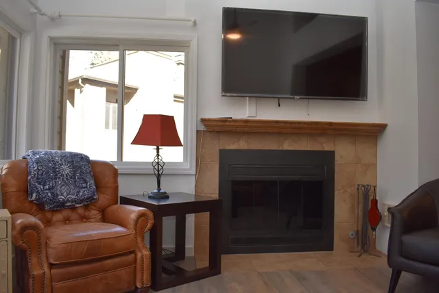 $595,000 | 4112 Bluff Condo Drive, Unit 4112, Sun Valley, ID 83353