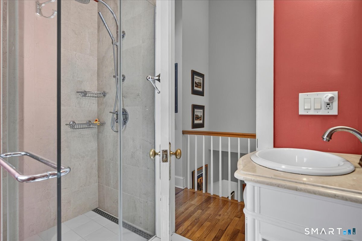 42 Academy Street, Unit 2 New Haven, CT 06511 - Photo 22 of 38