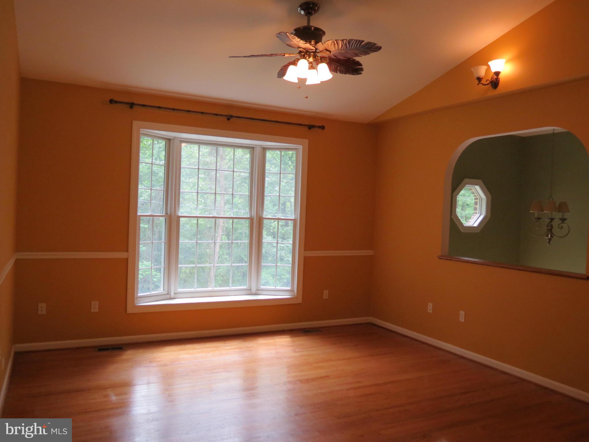 6050 Fir Road St. Leonard, MD 20685 - Photo 7 of 28 Dining Room