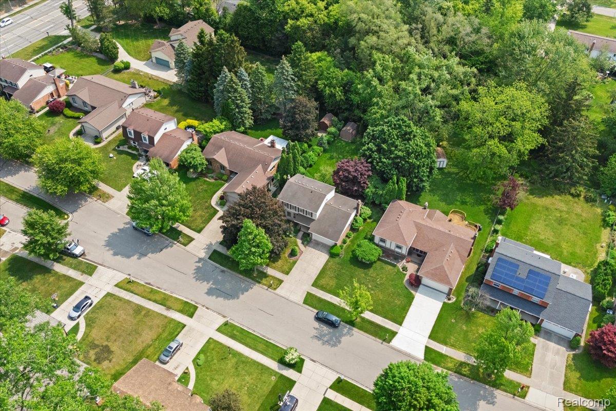 15212 Riverside Drive Livonia, MI 48154 - Photo 37 of 38 43-15212 Riverside Dr.jpg