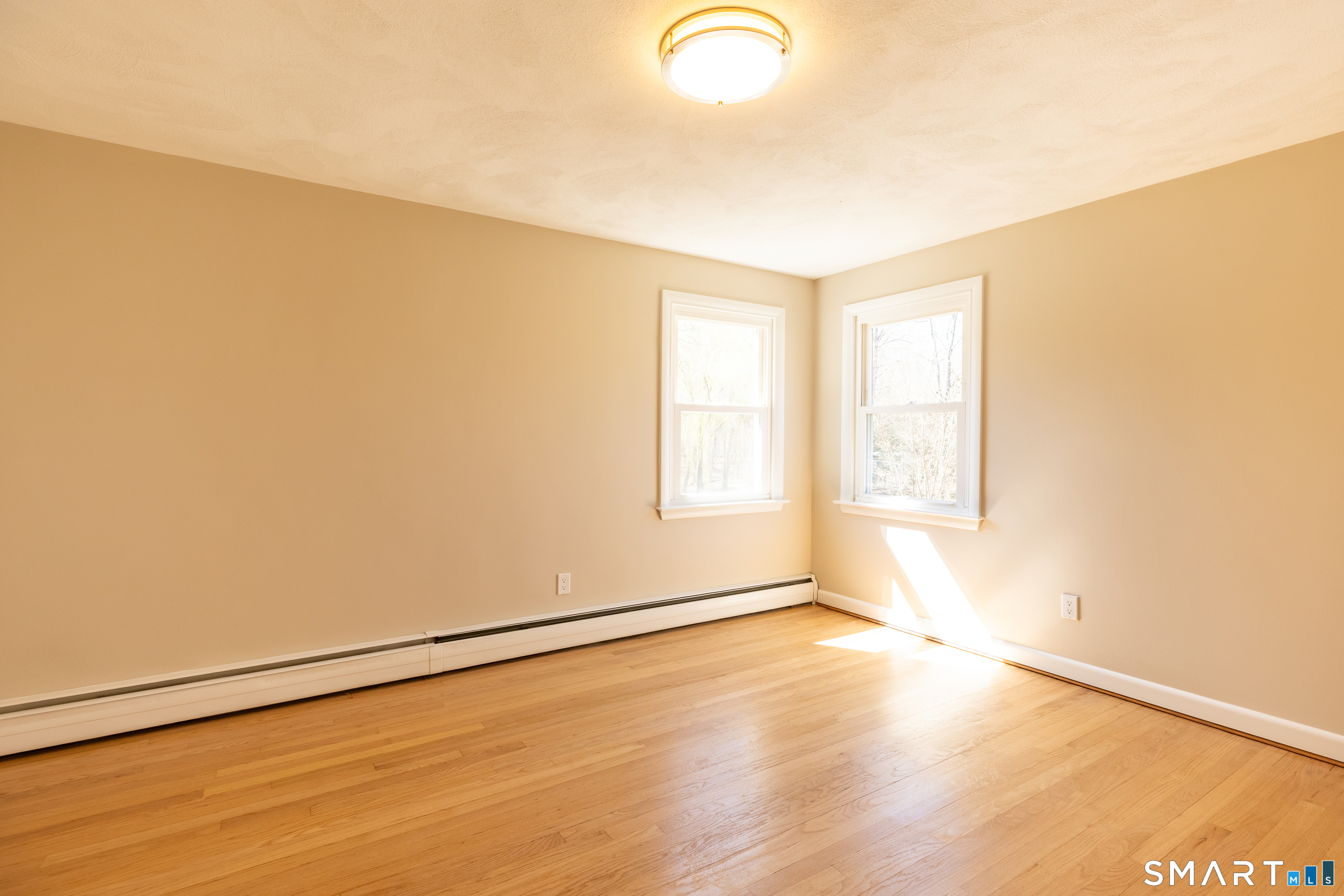 256 Charter Oak Street Manchester, CT 06040 - Photo 11 of 33 Bedroom 2