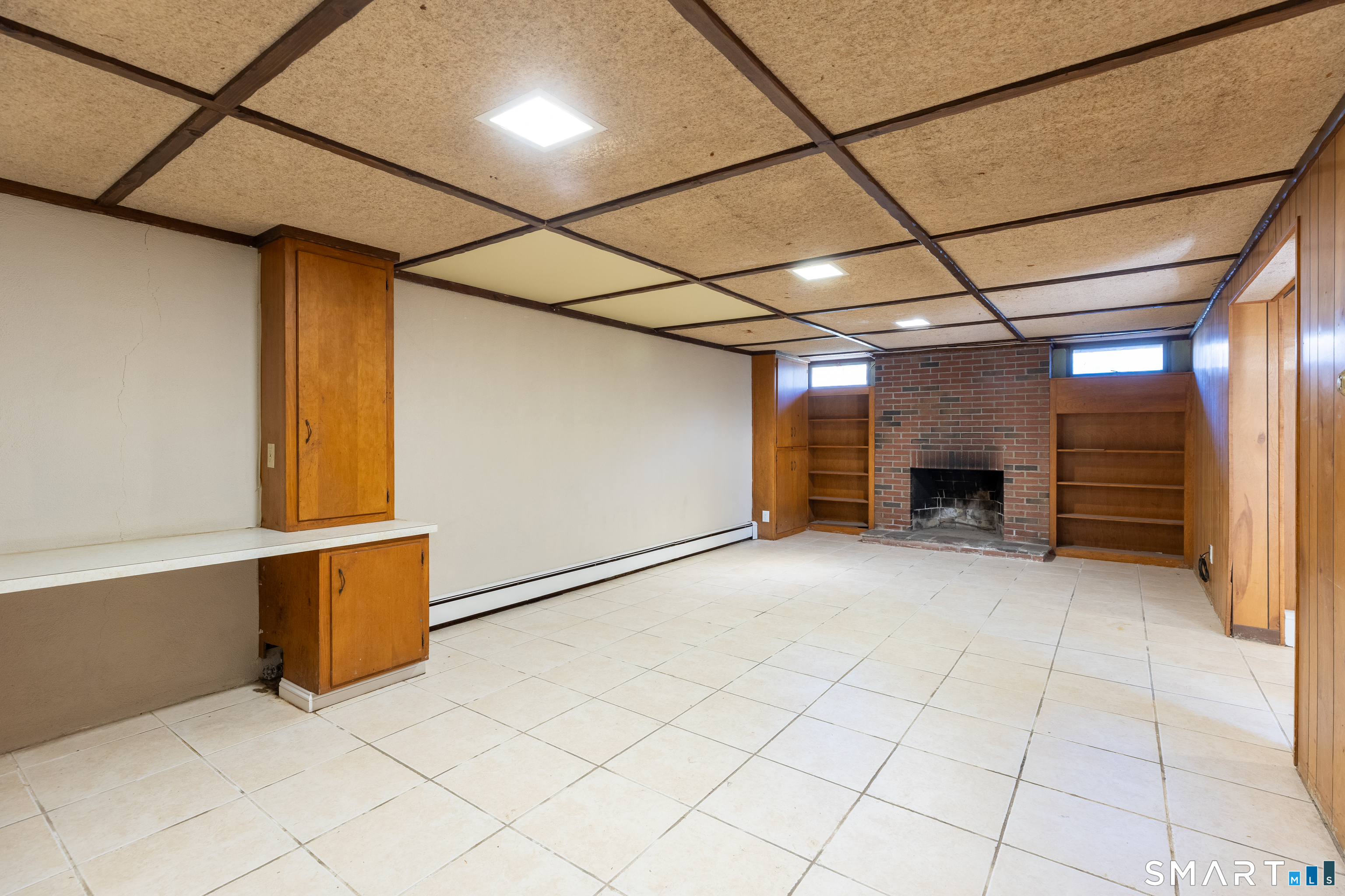 256 Charter Oak Street Manchester, CT 06040 - Photo 19 of 33 Recreation Room Lower Level