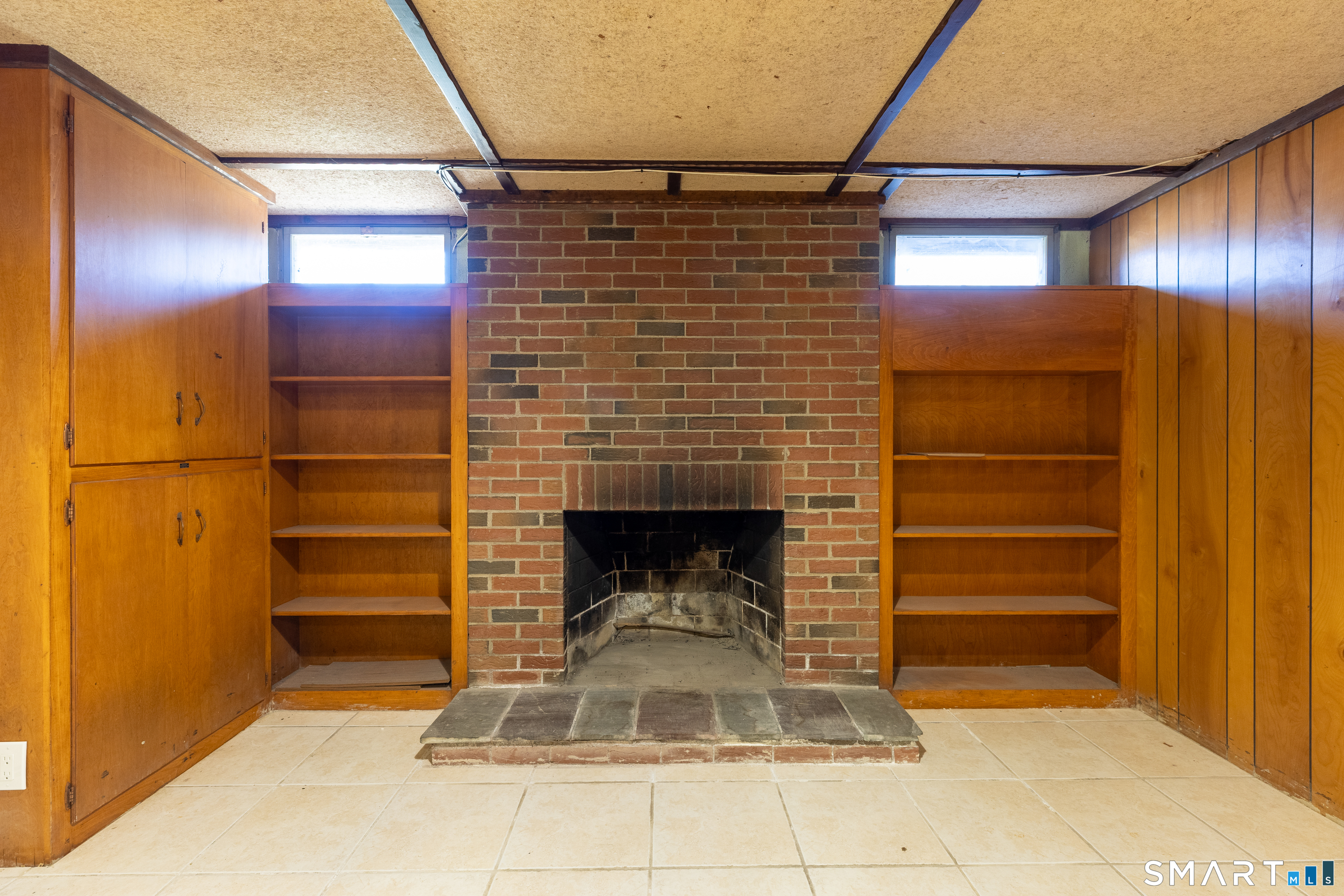 256 Charter Oak Street Manchester, CT 06040 - Photo 21 of 33 Recreation Room Lower Level