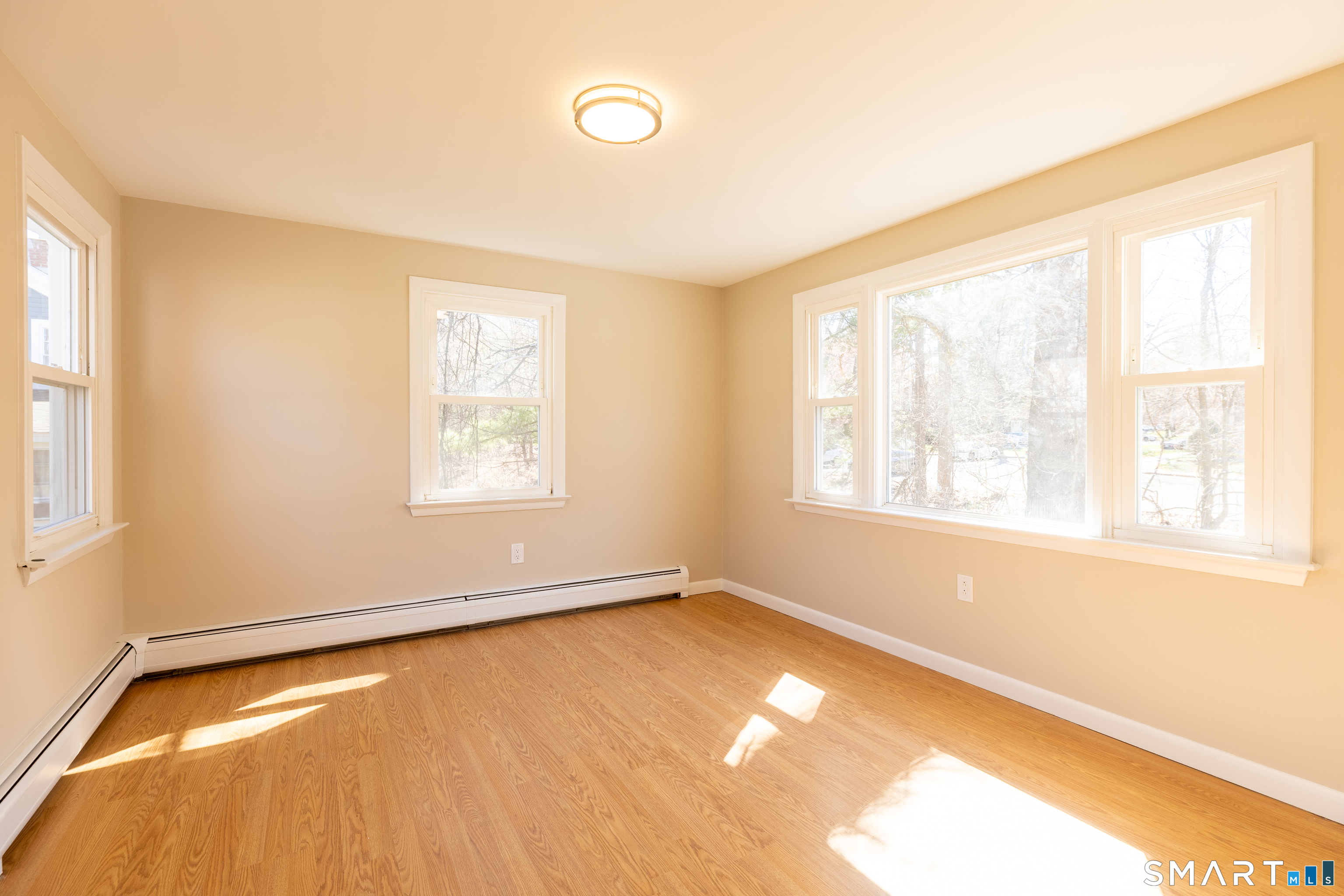 256 Charter Oak Street Manchester, CT 06040 - Photo 9 of 33 Bedroom 1