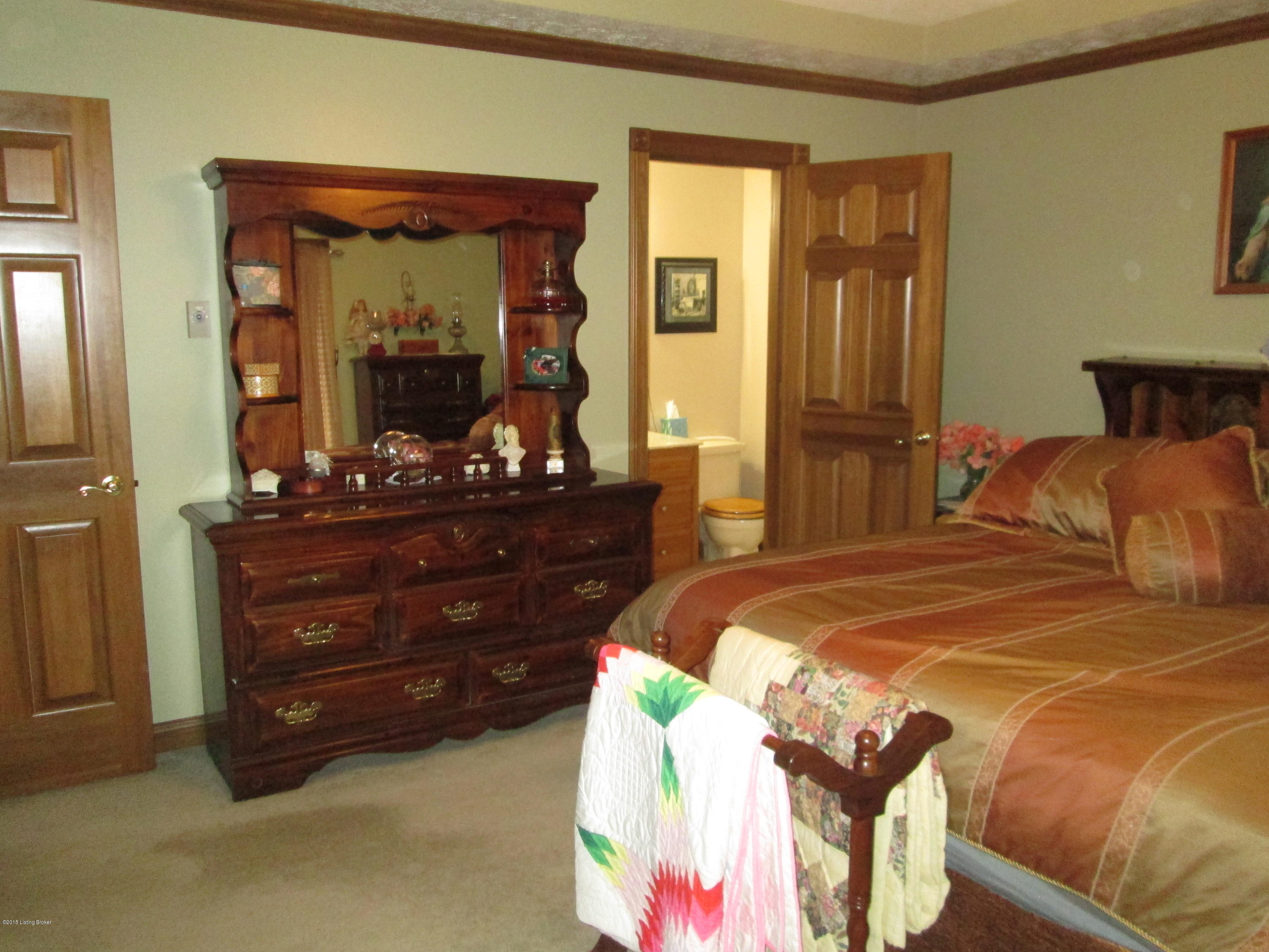 845 Croake Station Road Springfield, KY 40069 - Photo 10 of 28 IMG_5230_1