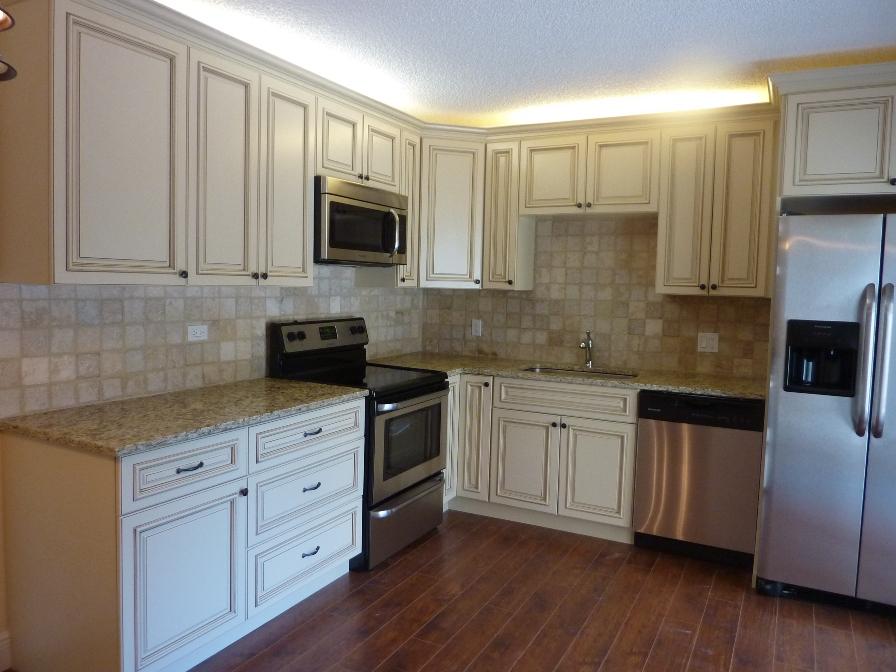 3900 County Line Road, Unit 8C Jupiter, FL 33469 - Photo 3 of 21 All Stainless appliances