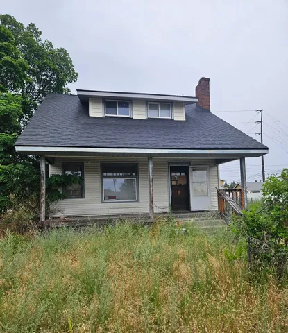 $219,999 | 1221 East Indiana Avenue, Spokane, WA 99207
