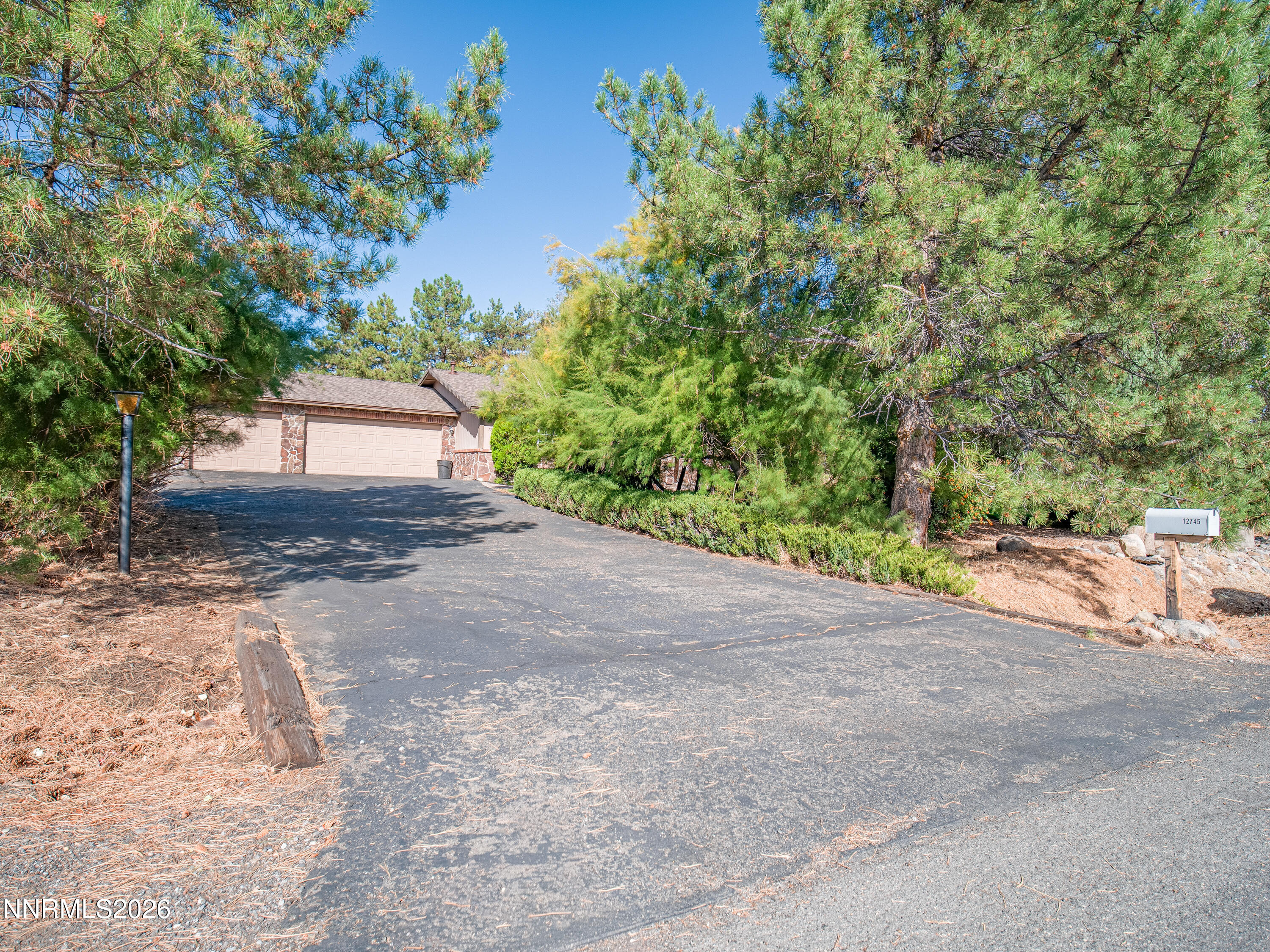 12745 Thomas Creek Road Reno, NV 89511 - Photo 3 of 47 Photo-19a