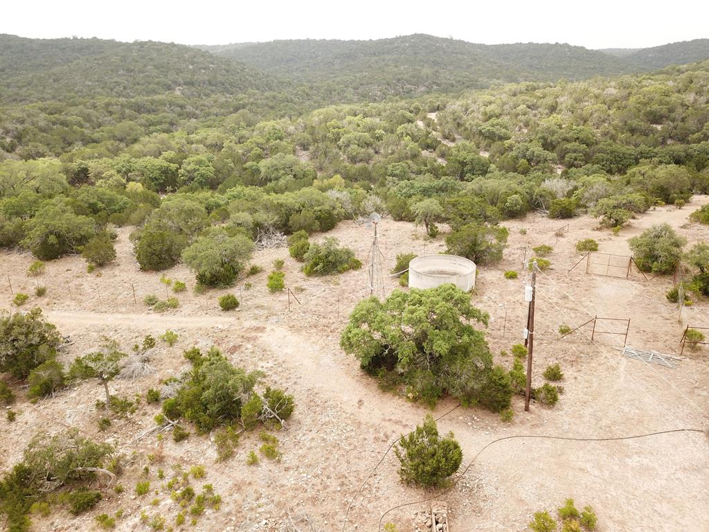 2521 Sd 31600 Rocksprings, TX 78880 - Photo 27 of 58 a view of a yard with wooden fence