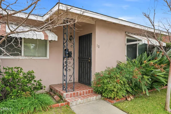 $1,328,000 | 16-20 South Santa Anita Avenue, Arcadia, CA 91006