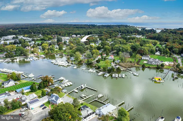 $599,000 | 619 Park Place, Deale, MD 20751