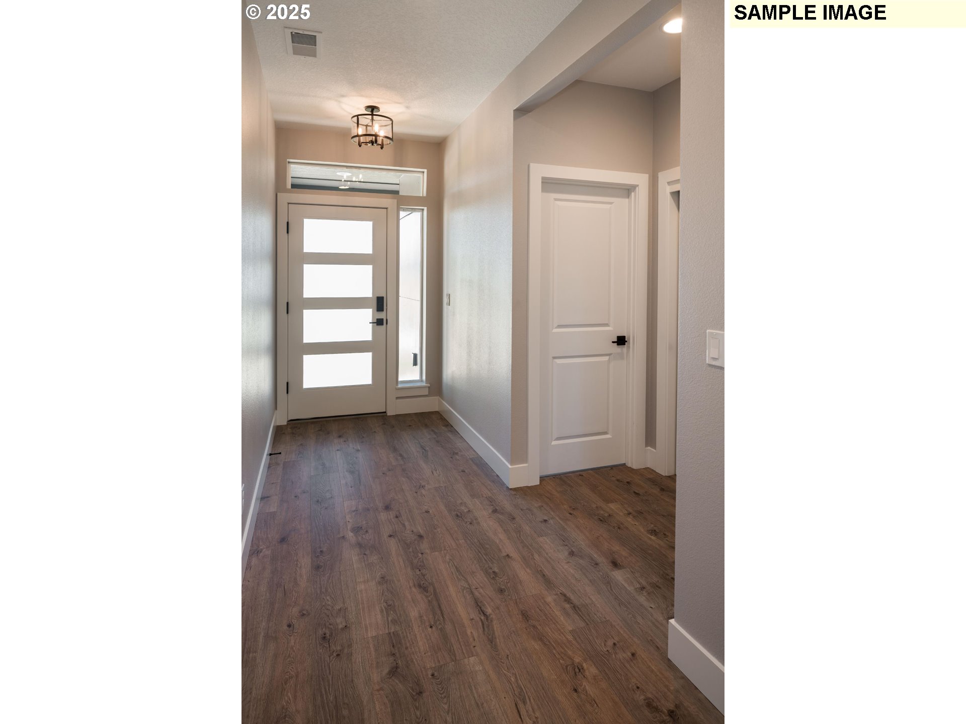 8365 North Hargrave Street Camas, WA 98607 - Photo 4 of 26