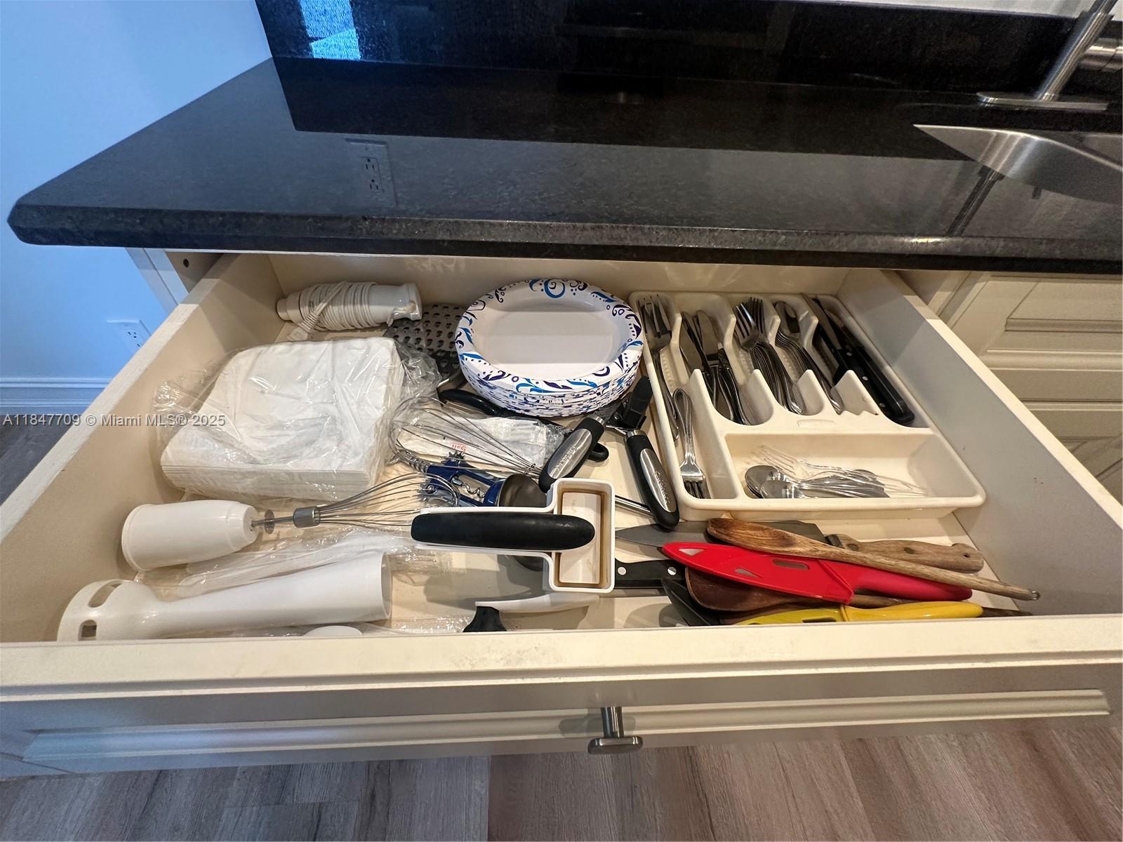 4027 Swansea Crescent, Unit 4027 Deerfield Beach, FL 33442 - Photo 17 of 47 a room with furniture and white walls