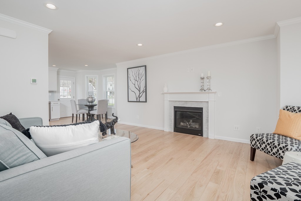 85 Riley Road, Unit 115 Tyngsborough, MA 01879 - Photo 11 of 31