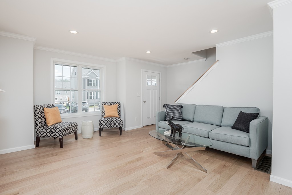 85 Riley Road, Unit 115 Tyngsborough, MA 01879 - Photo 12 of 31