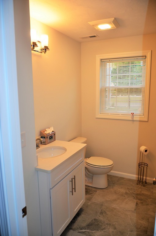 85 Riley Road, Unit 115 Tyngsborough, MA 01879 - Photo 19 of 31