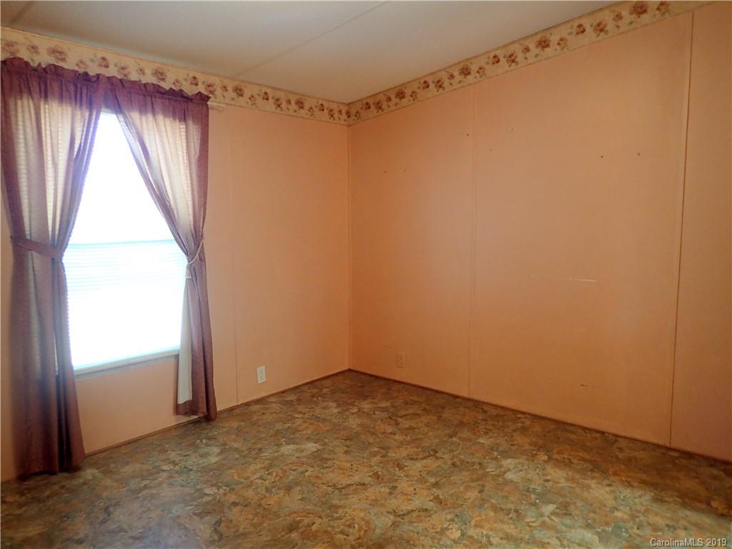 2107 Hartland Road Morganton, NC 28655 - Photo 14 of 25 Gallery Image 14
