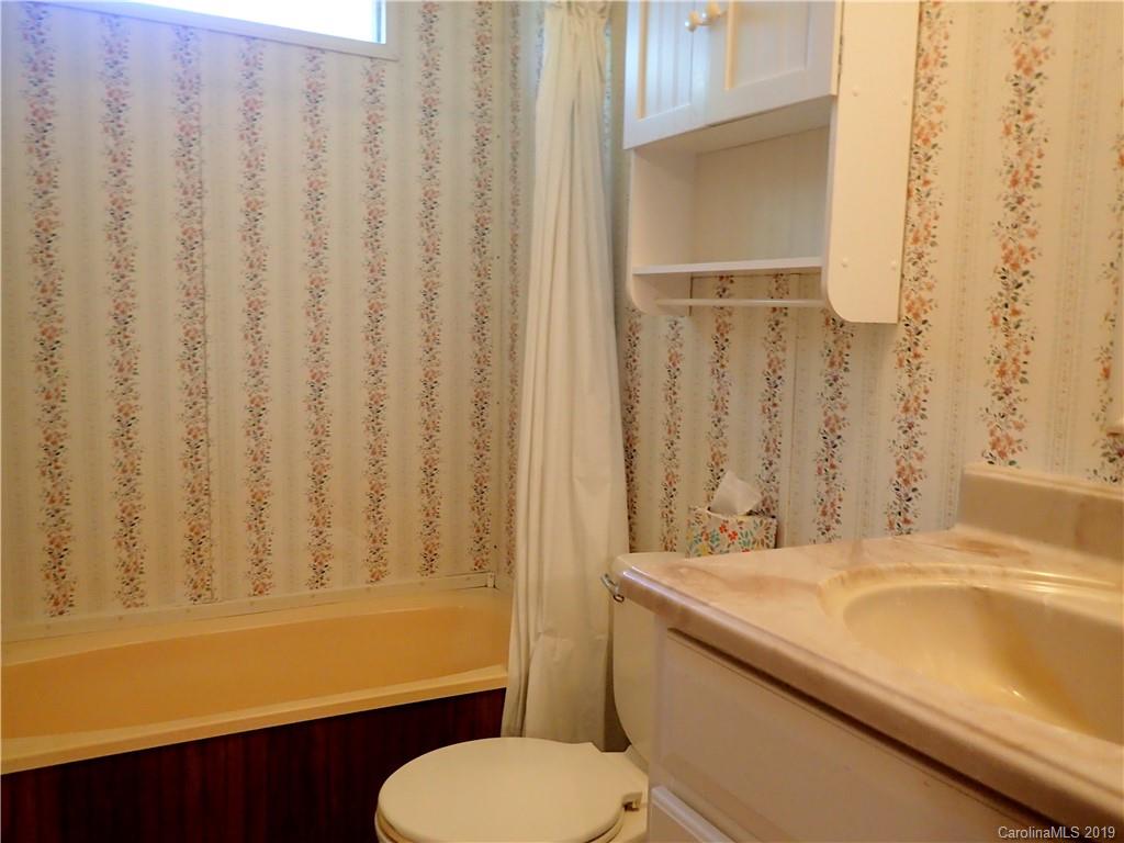 2107 Hartland Road Morganton, NC 28655 - Photo 17 of 25 Gallery Image 17