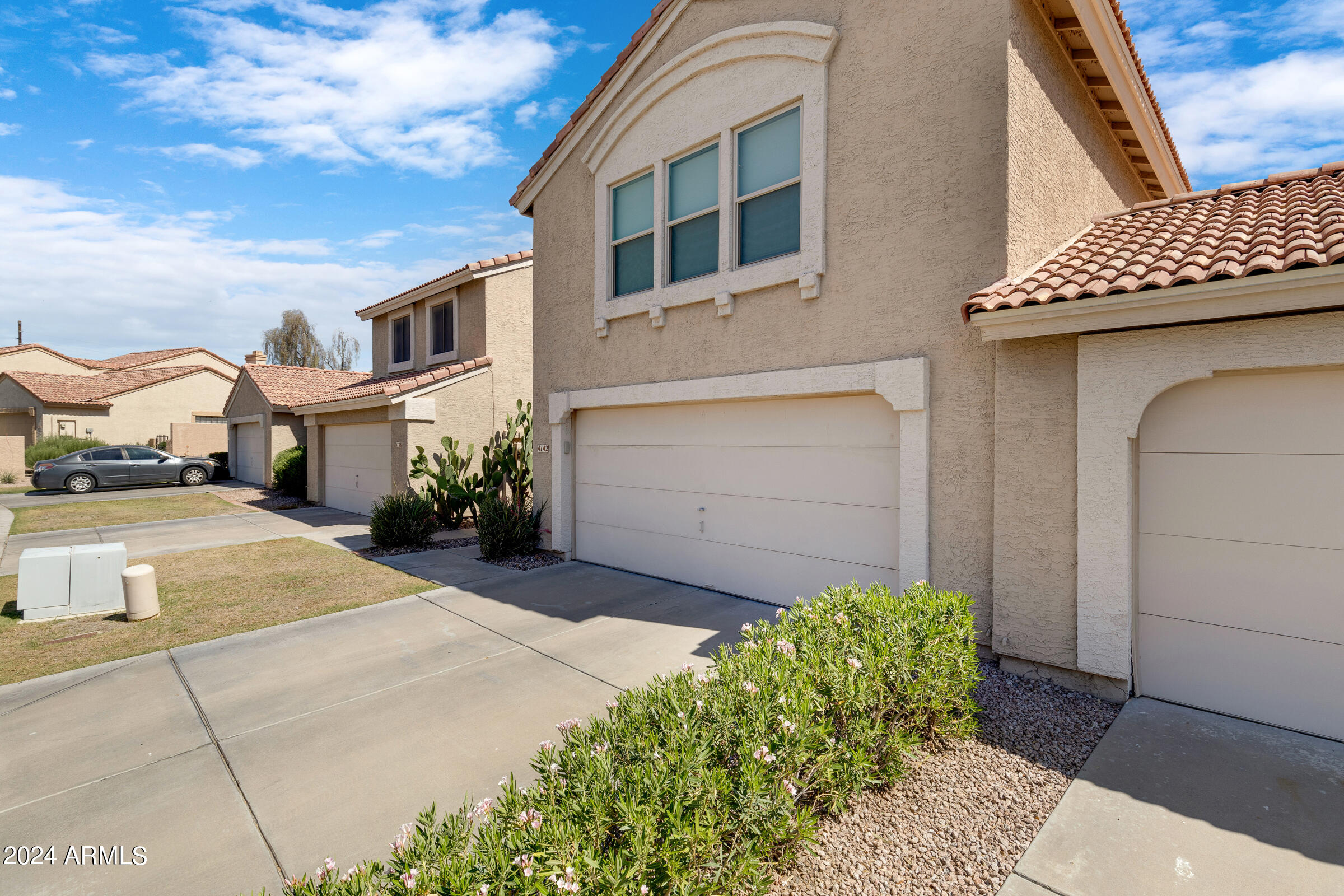 4142 East Agave Road Phoenix, AZ 85044 - Photo 3 of 30 4142 E Agave Rd-3