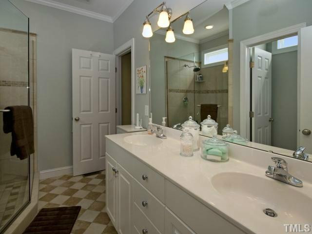 709 East Franklin Street Raleigh, NC 27604 - Photo 12 of 25 Master Bath/Spa