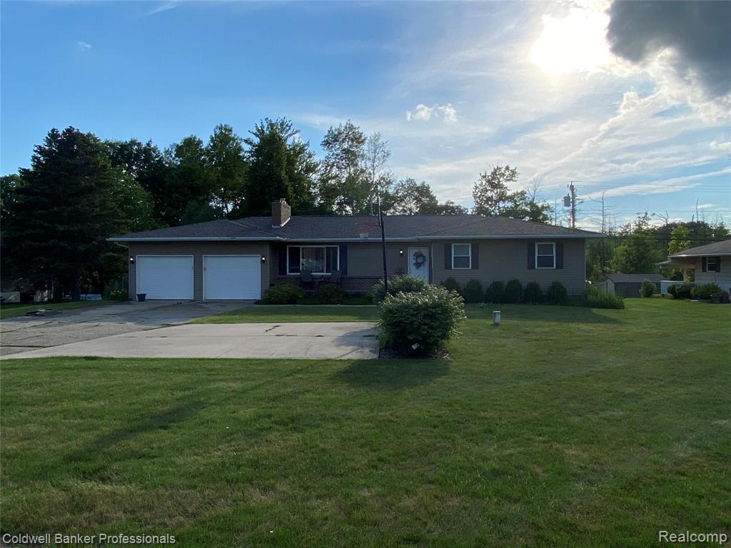 2533 Fish Lake Road Lapeer, MI 48446 - Photo 1 of 36