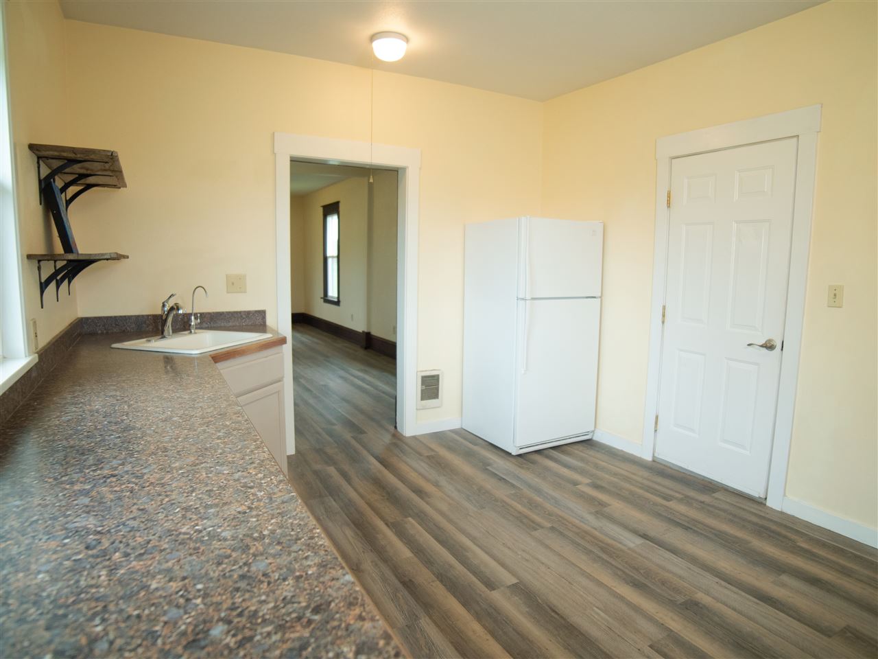 5923 South Assembly Road Spokane, WA 99224 - Photo 6 of 20 Gallery Image 6